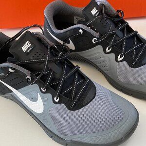 NEVER WORN Nike Metcon 2 athletic trainer